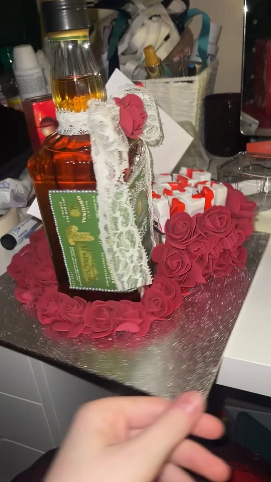 Whisky & Roses